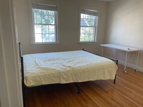 220 Grove Street 1, Waltham MA 02453