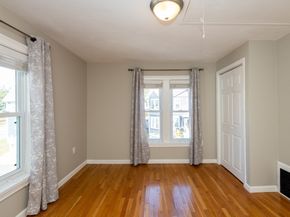 20 Herbert St 20, Melrose MA 02176