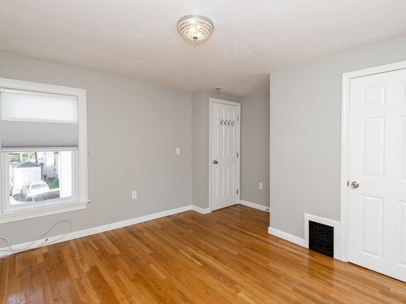 20 Herbert St 20, Melrose MA 02176