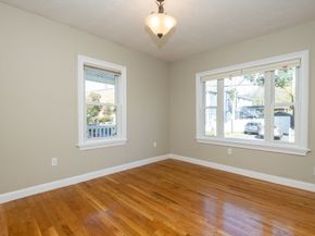 20 Herbert St 20, Melrose MA 02176