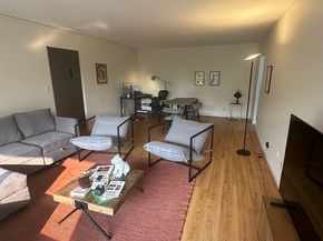 33 Pond Ave 422, Brookline MA 02445