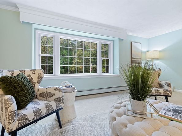 369 Border Road, Concord MA 01742