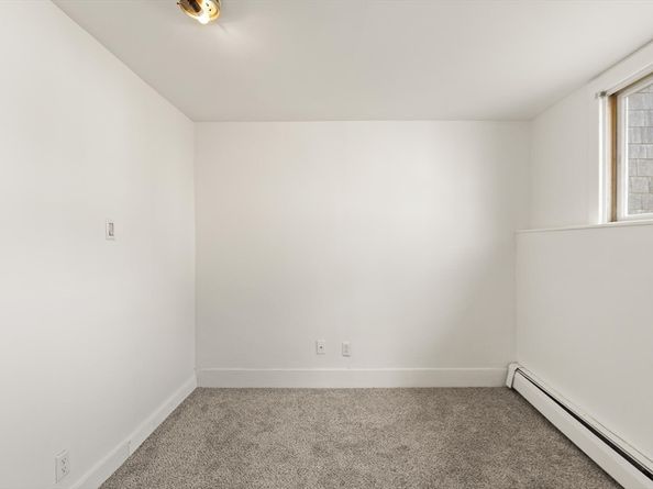 22 Taylor St 1, Gloucester MA 01930