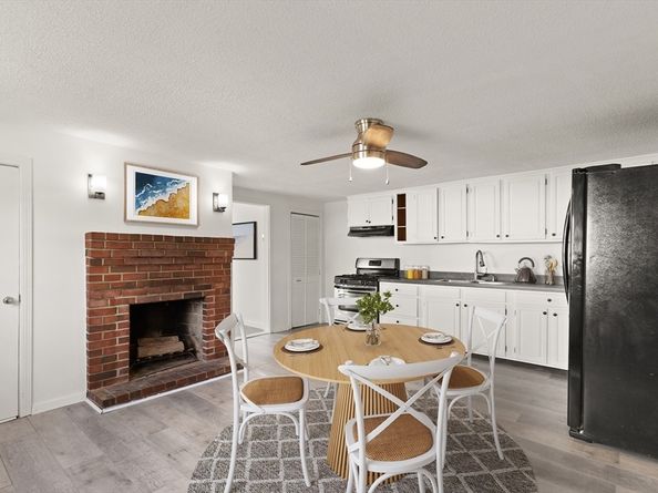 22 Taylor St 1, Gloucester MA 01930