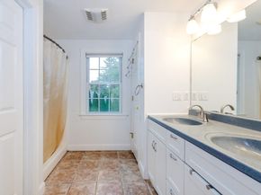 6 Sloop Ln, Wareham MA 02571