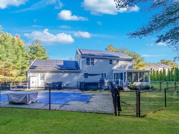 6 Sloop Ln, Wareham MA 02571