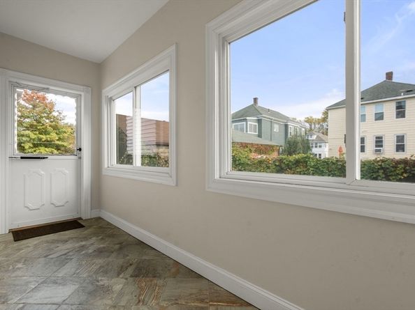 35 Windsor St 1, Arlington MA 02474