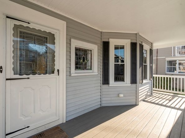 35 Windsor St 1, Arlington MA 02474