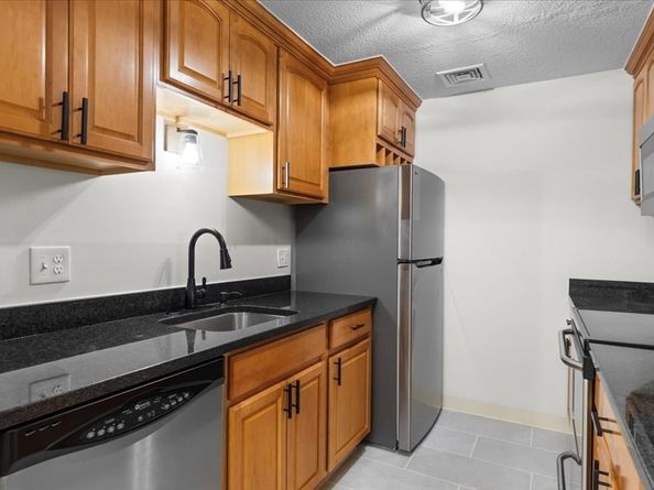 15 Bower Rd A2, Quincy MA 02169