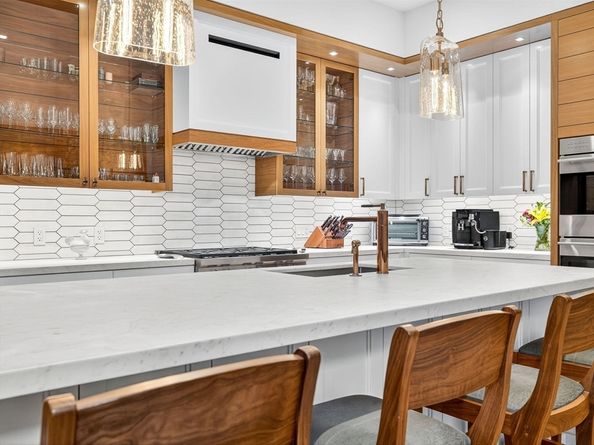 45 Temple Street 408, Boston MA 02114