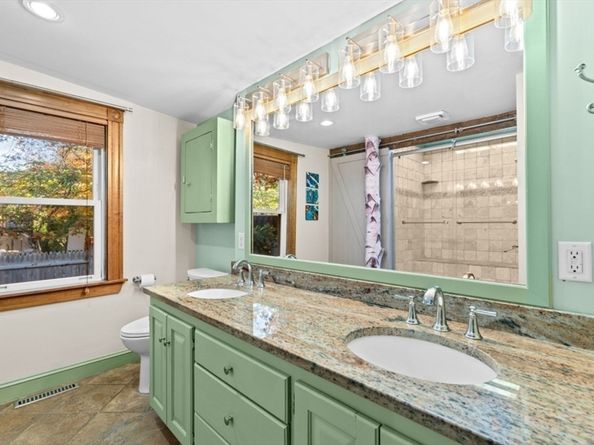 12 Richfield Rd, Scituate MA 02066