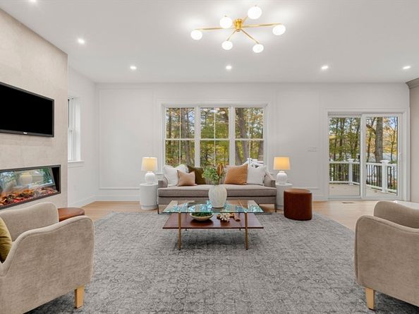 28 Martin Road, Reading MA 01867