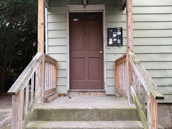 47 Acton St, Worcester MA 01604