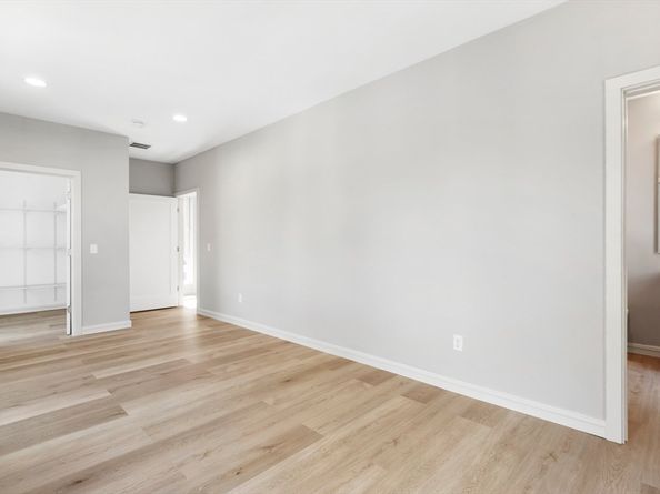 40 Elmont St 2, Boston MA 02121