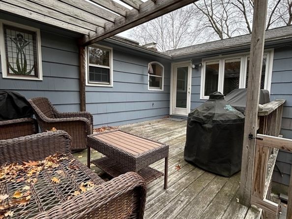 21 Blackberry Lane, Framingham MA 01701