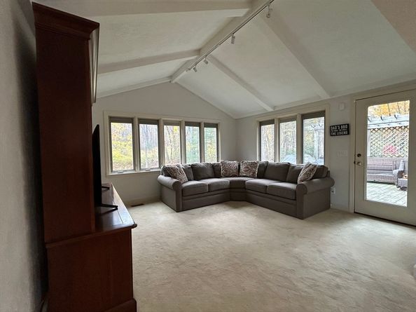 21 Blackberry Lane, Framingham MA 01701