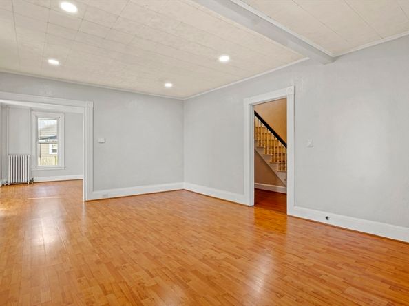 34 Charles Street, Framingham MA 01702