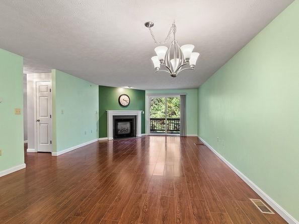 166 Caspian Way 166, Fitchburg MA 01420