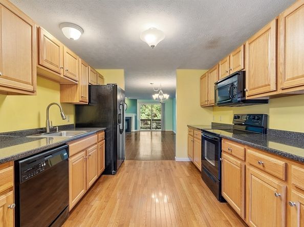 166 Caspian Way 166, Fitchburg MA 01420