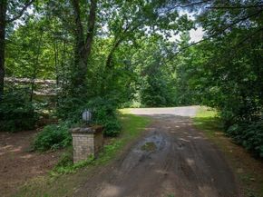 217 Grove St, Paxton MA 01612