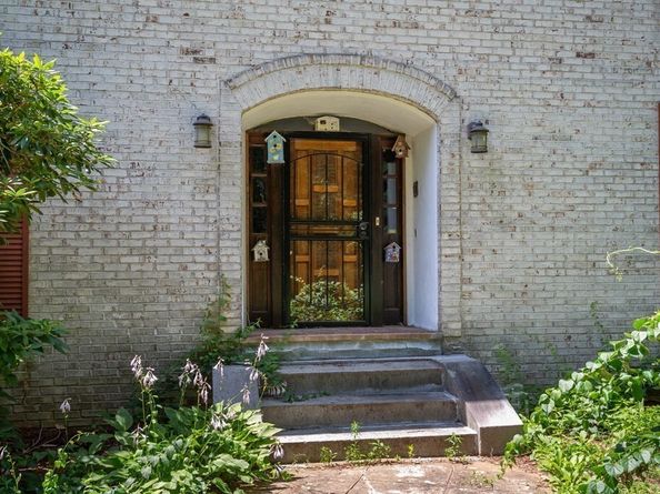 217 Grove St, Paxton MA 01612