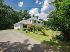 217 Grove St, Paxton MA 01612