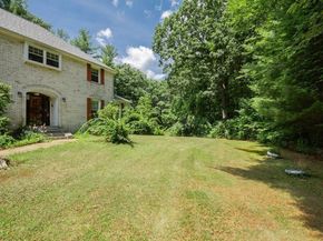 217 Grove St, Paxton MA 01612