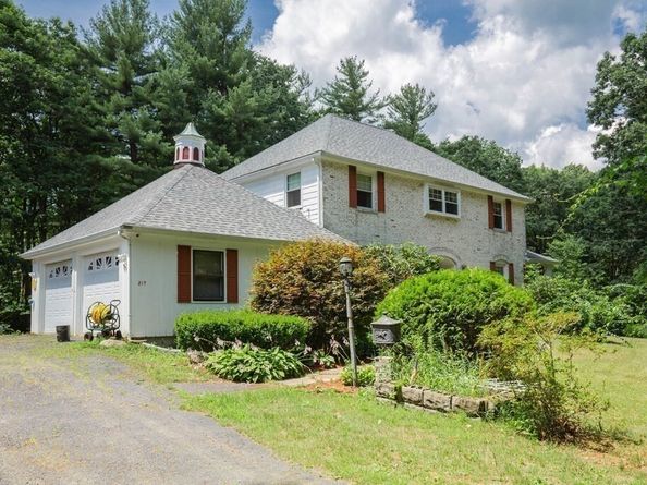 217 Grove St, Paxton MA 01612