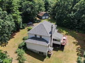 217 Grove St, Paxton MA 01612