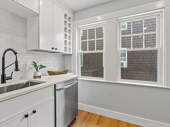 44-46 Woods Ave 44, Somerville MA 02144