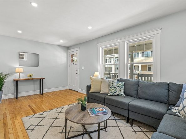 44-46 Woods Ave 44, Somerville MA 02144