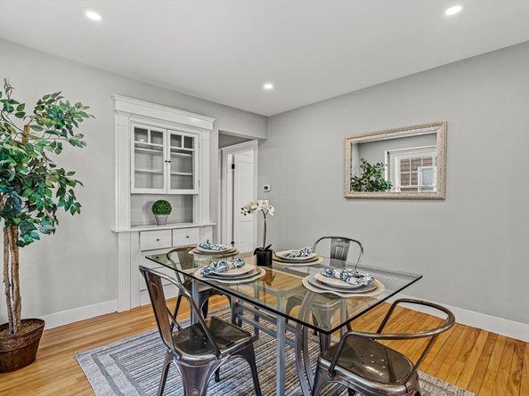 44-46 Woods Ave 44, Somerville MA 02144