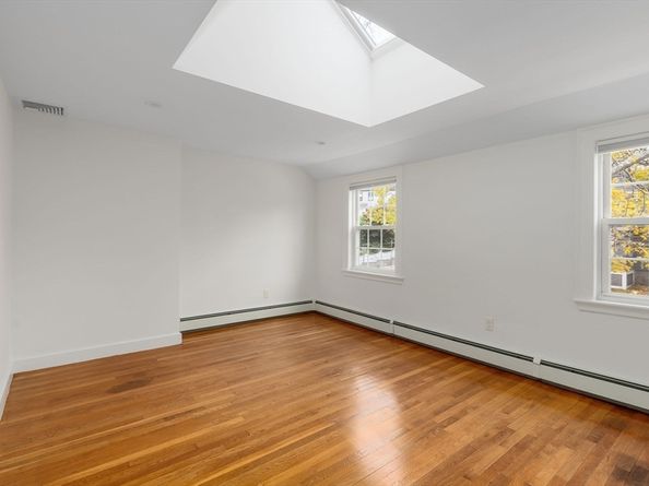 18-20 Northbourne Rd 18, Boston MA 02130