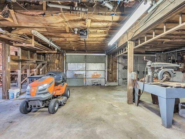 119 Albee, Uxbridge MA 01569