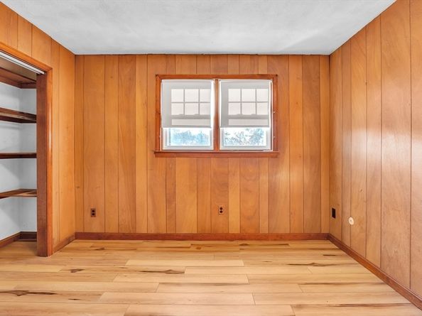 119 Albee, Uxbridge MA 01569