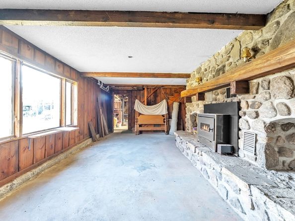 119 Albee, Uxbridge MA 01569