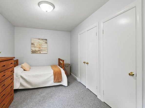 6 Folly Lane, Westborough MA 01581