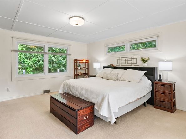 6 Folly Lane, Westborough MA 01581