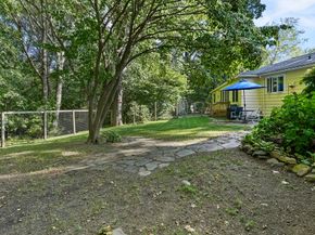 6 Folly Lane, Westborough MA 01581