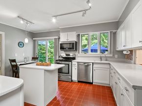 6 Folly Lane, Westborough MA 01581