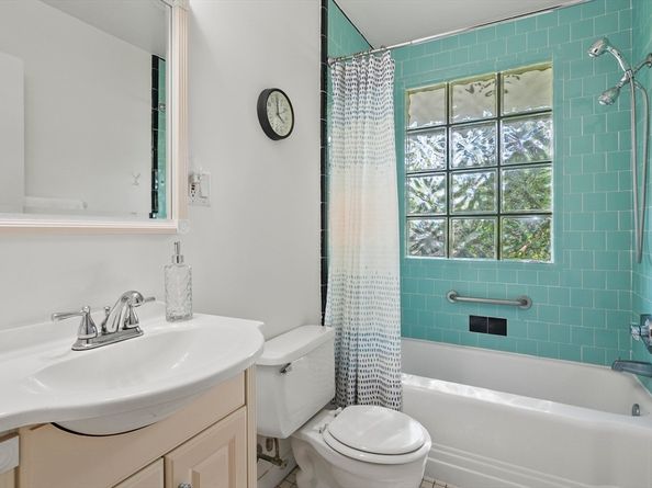 6 Folly Lane, Westborough MA 01581
