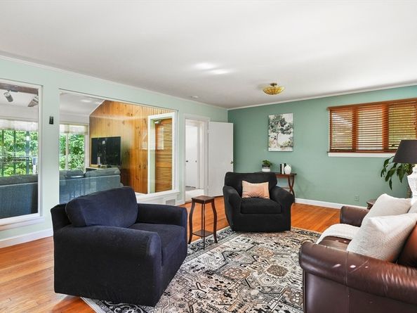 6 Folly Lane, Westborough MA 01581