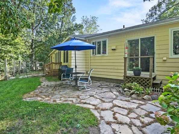 6 Folly Lane, Westborough MA 01581