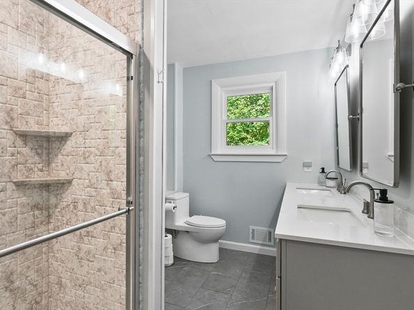 6 Folly Lane, Westborough MA 01581