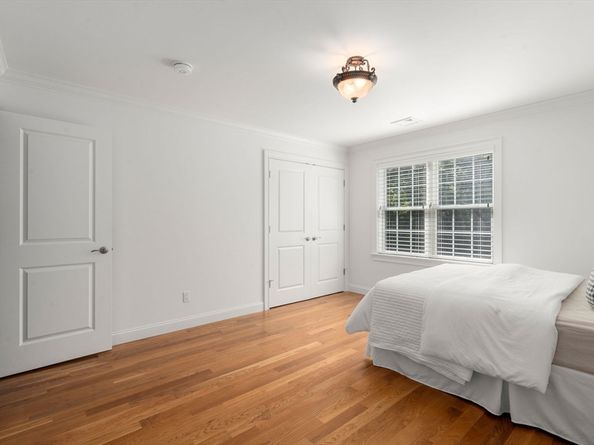 50 Upson Rd, Wellesley MA 02482