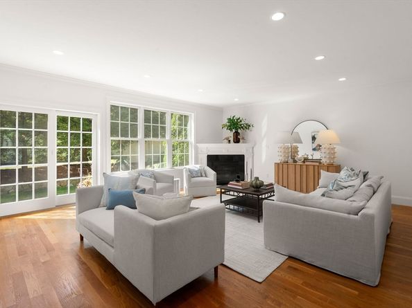 50 Upson Rd, Wellesley MA 02482