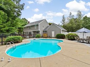 21 Chowdermarch St, Marshfield MA 02050