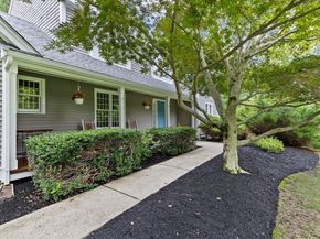 21 Chowdermarch St, Marshfield MA 02050