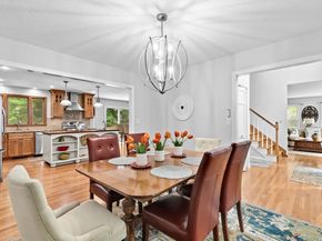 21 Chowdermarch St, Marshfield MA 02050