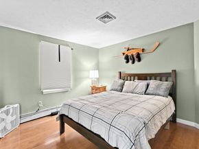 21 Chowdermarch St, Marshfield MA 02050